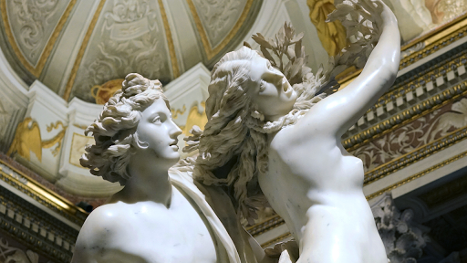 bernini apollo and daphne back