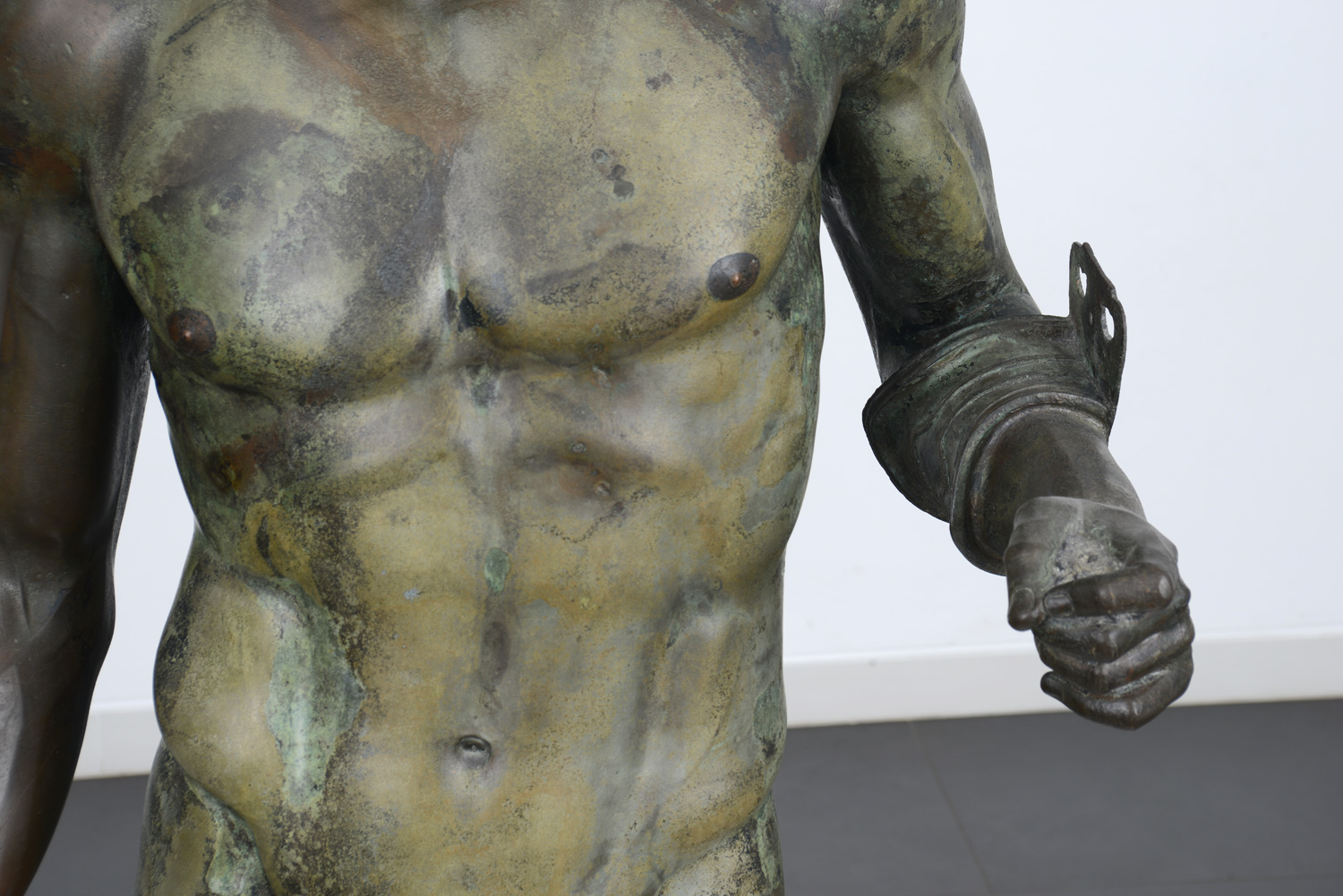 Riace Warriors (article) | Early classical | Khan Academy, image size:1500x1001