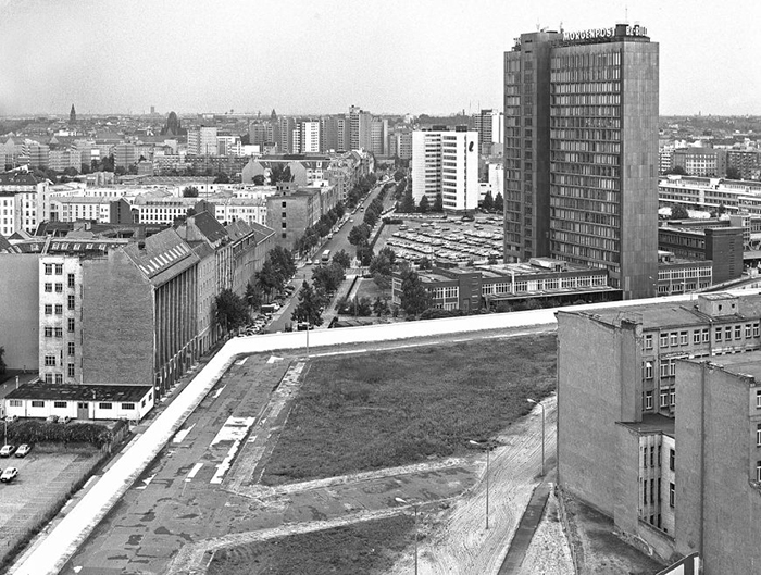 The Berlin Wall As A Political Symbol Article Khan Academy