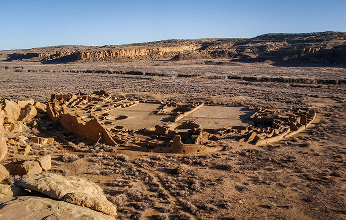 Pueblo architecture and its relationship to place article Khan