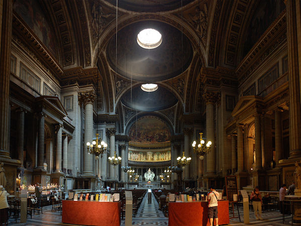 Interior of the Church of La Madeleine, 1807-45 (Paris), photo: wagner 51 (CC BY-SA 2.0 FR)