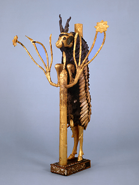‘Ram in a Thicket’, about 2600–2400 B.C.E., Sumerian, found in tomb PG 1237, Royal Tombs of Ur, southern Iraq, gold, silver, lapis lazuli, shell, bitumen, copper alloy, and red limestone, 45.7 x 30.48 cm (© The Trustees of the British Museum)