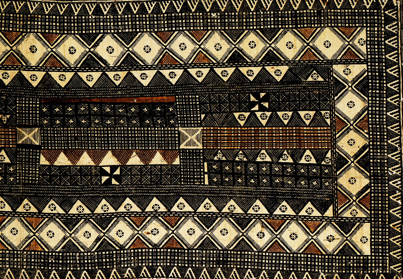 The Poetry of Patterns: Symbols and Motifs used in Maasai Beadwork — Google  Arts & Culture