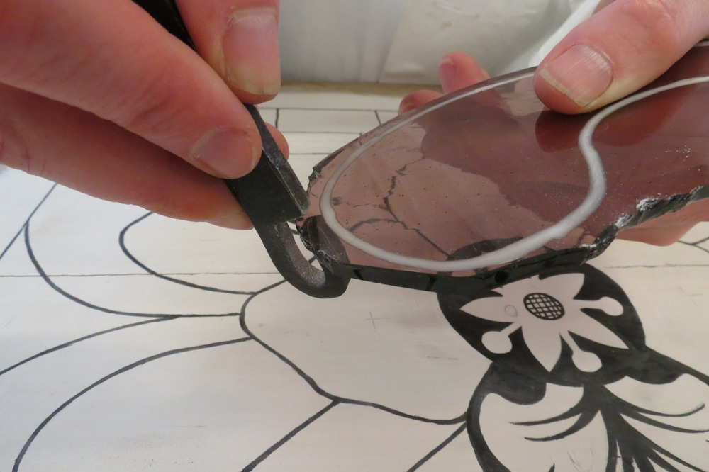 Cutting Glass Shapes in Stained Glass - 3 Methods to Choose From