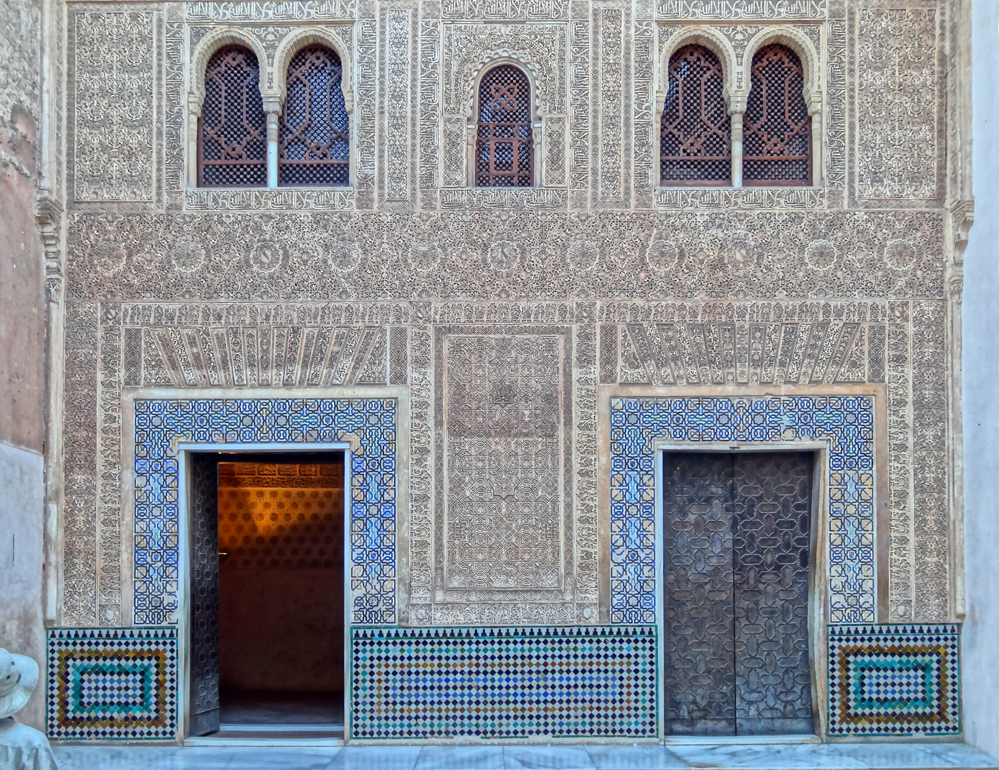 Inside of alhambra palace in spain Royalty Free Vector Image