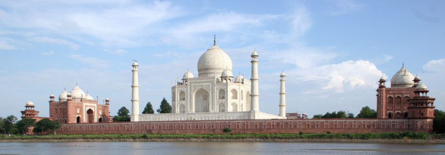 black taj mahal foundation