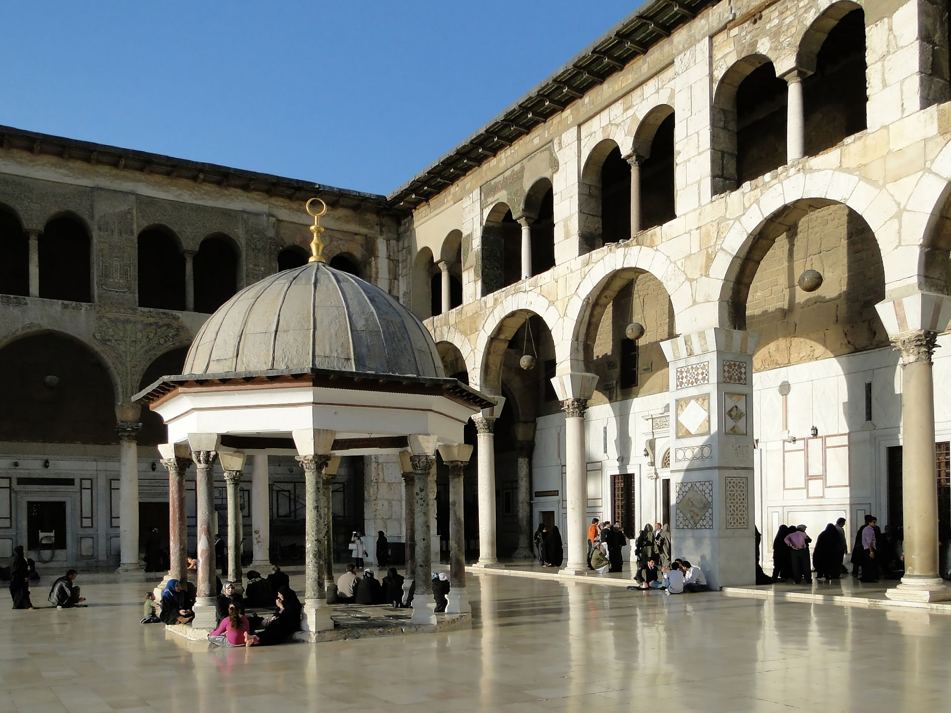  Rise And Spread Of Islam Essay The Rise And Evolution Of The World