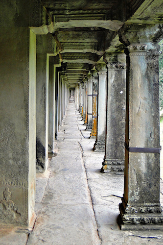 Gallery, Angkor Wat, Siem Reap, Cambodia, 1116-1150 (photo: fmpgoh, CC BY-NC-ND 2.0)