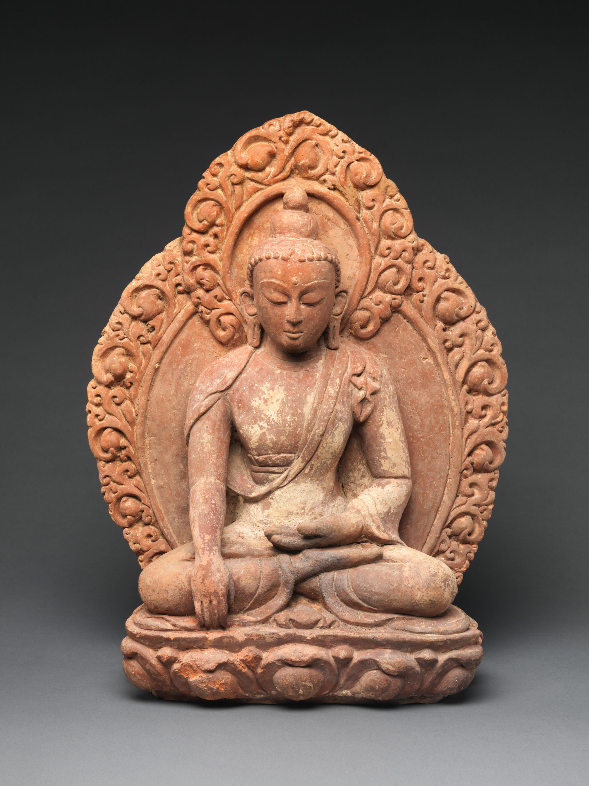 Mudras in Buddhist art (article)