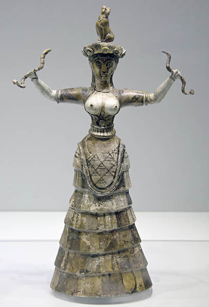 Snake Goddess from the palace at Knossos, c. 1600 B.C.E., majolica, 29.5 cm high (Archaeological Museum of Heraklion, photo: Zde, CC BY-SA 4.0)