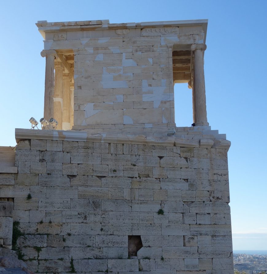 libro de bolsillo Tranquilizar traje Temple of Athena Nike on the Athenian Acropolis (article) | Khan Academy