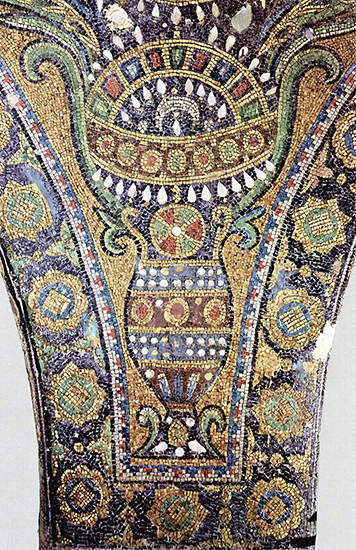 Mosaic detail from the Dome of the Rock (public domain)